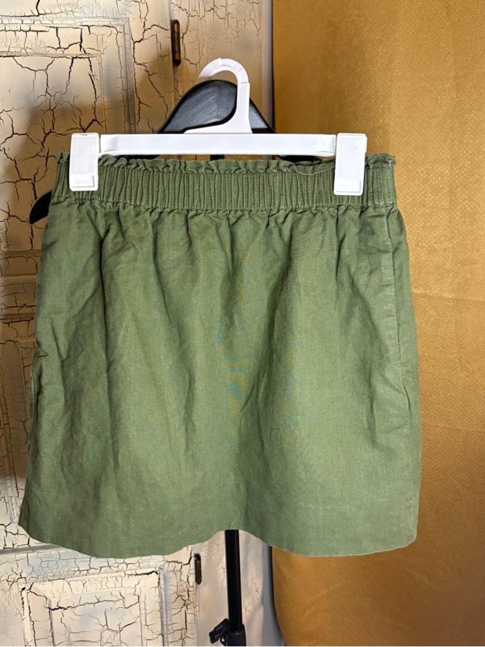 J. Crew Olive Green Elastic-Waist Mini Skirt Cotton Linen Blend Preppy Coastal - Picture 3 of 5
